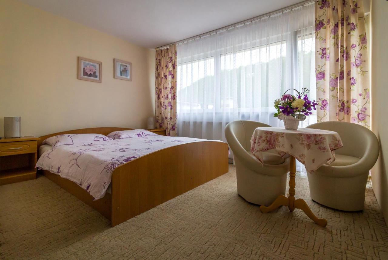 Villa Kaprys Kudowa-Zdrój Esterno foto