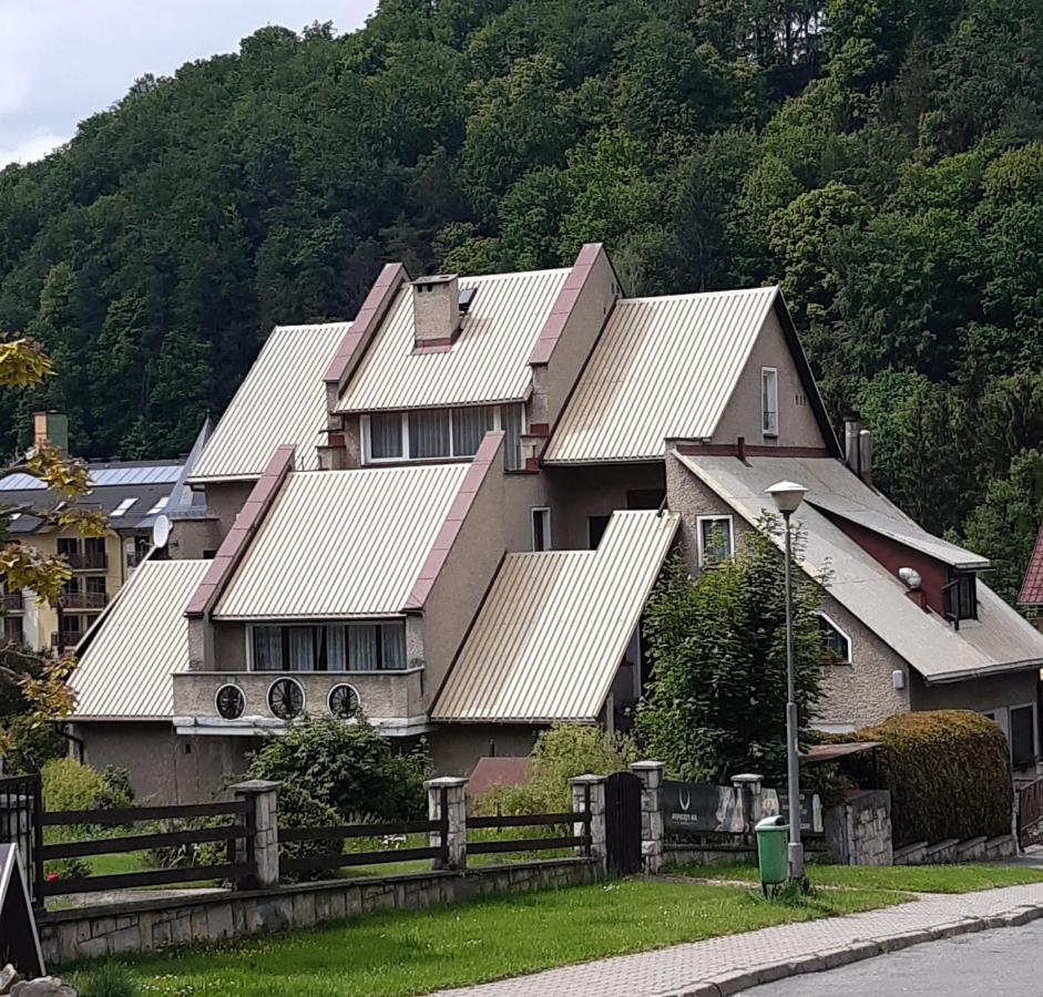 Villa Kaprys Kudowa-Zdrój Esterno foto