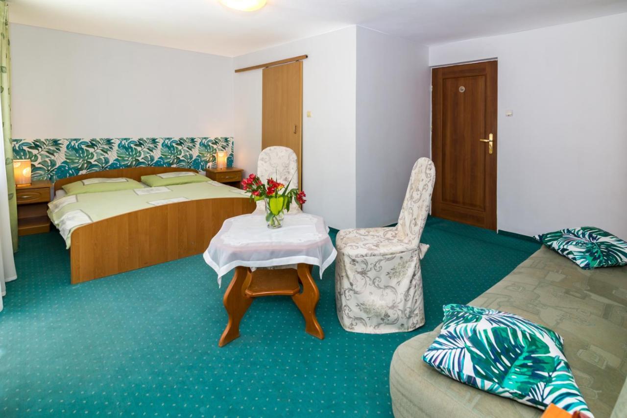 Villa Kaprys Kudowa-Zdrój Esterno foto